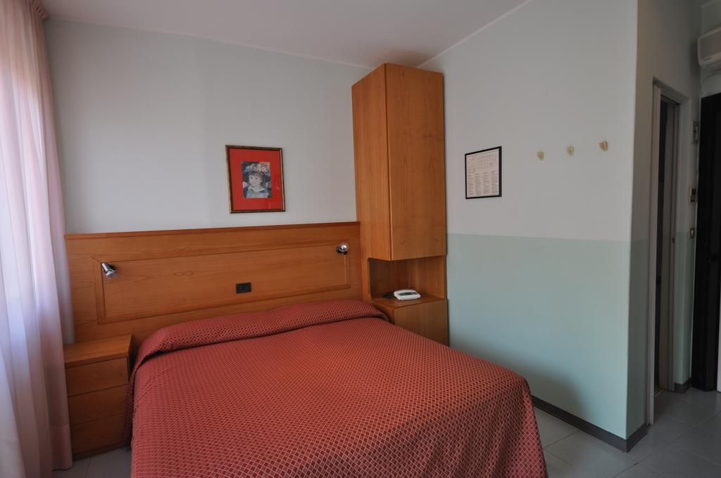 Hotel Real Sottomarina Chambre photo